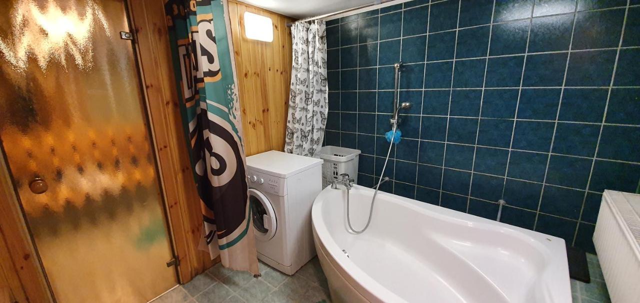 Aparthotel 4 ,, Cosy House Billiard " - Sauna & Parking Kaunas Exterior photo